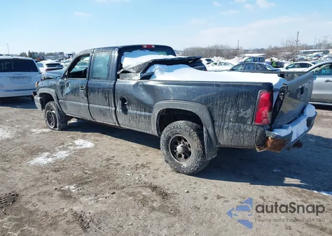 2005 Chevrolet Silverado 2500Hd Ls from USA, damaged, VIN 1GCHK29U45E268672